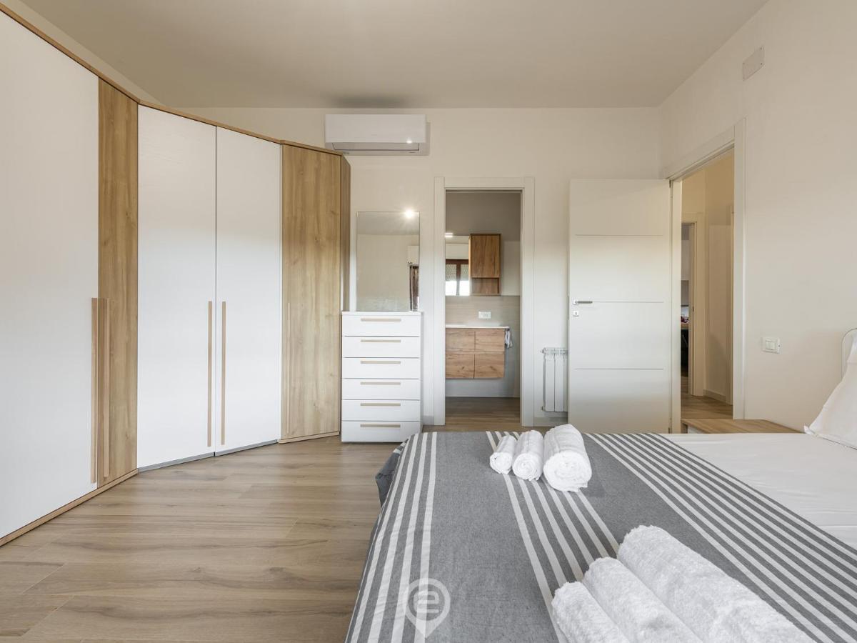 オリスターノGiulia'S Houseアパートメント エクステリア 写真